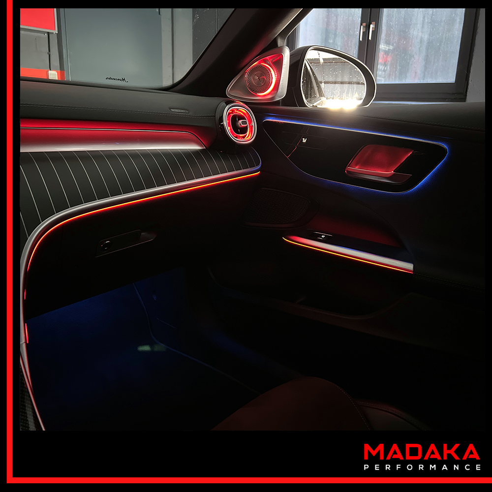 Nachgerüstete Ambientebeleuchtung für Mercedes C-Klasse W206 - Bild 9